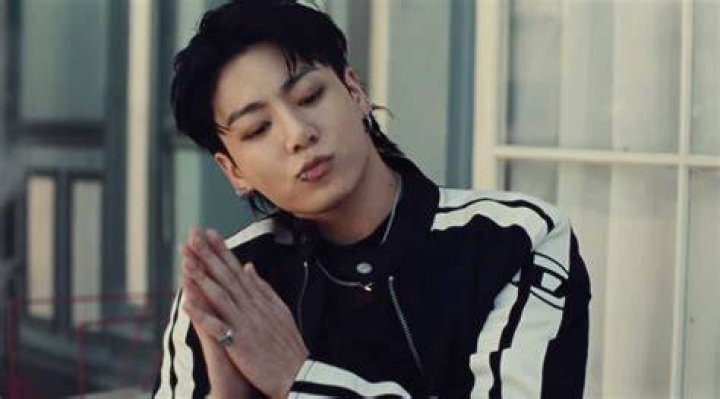 [NEW] Jungkook Drops Release Date and Time for Highly Anticipated 3D Music Video!