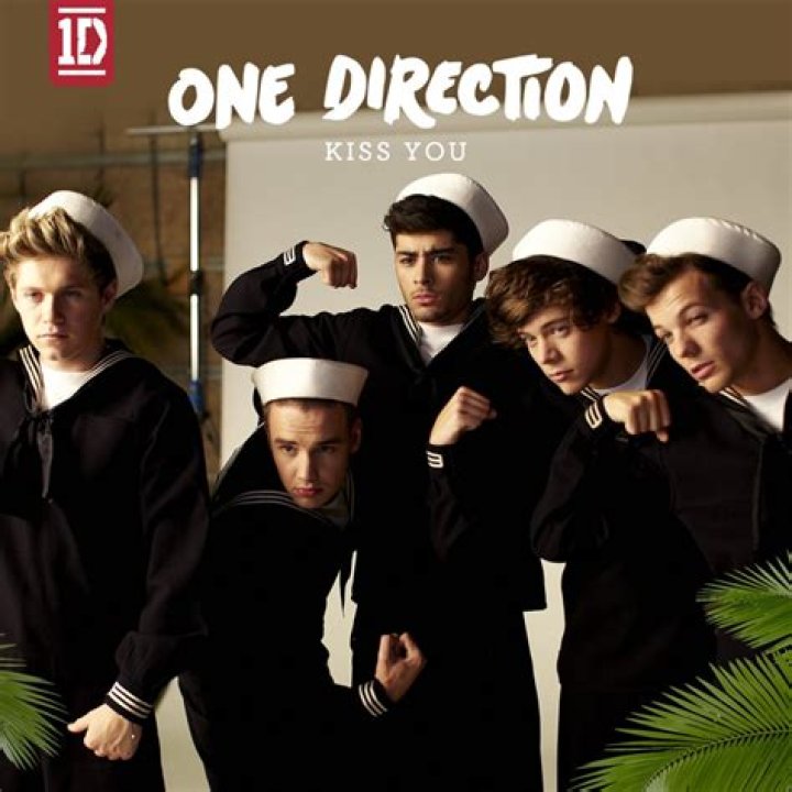 One Direction Kiss You Lyrics